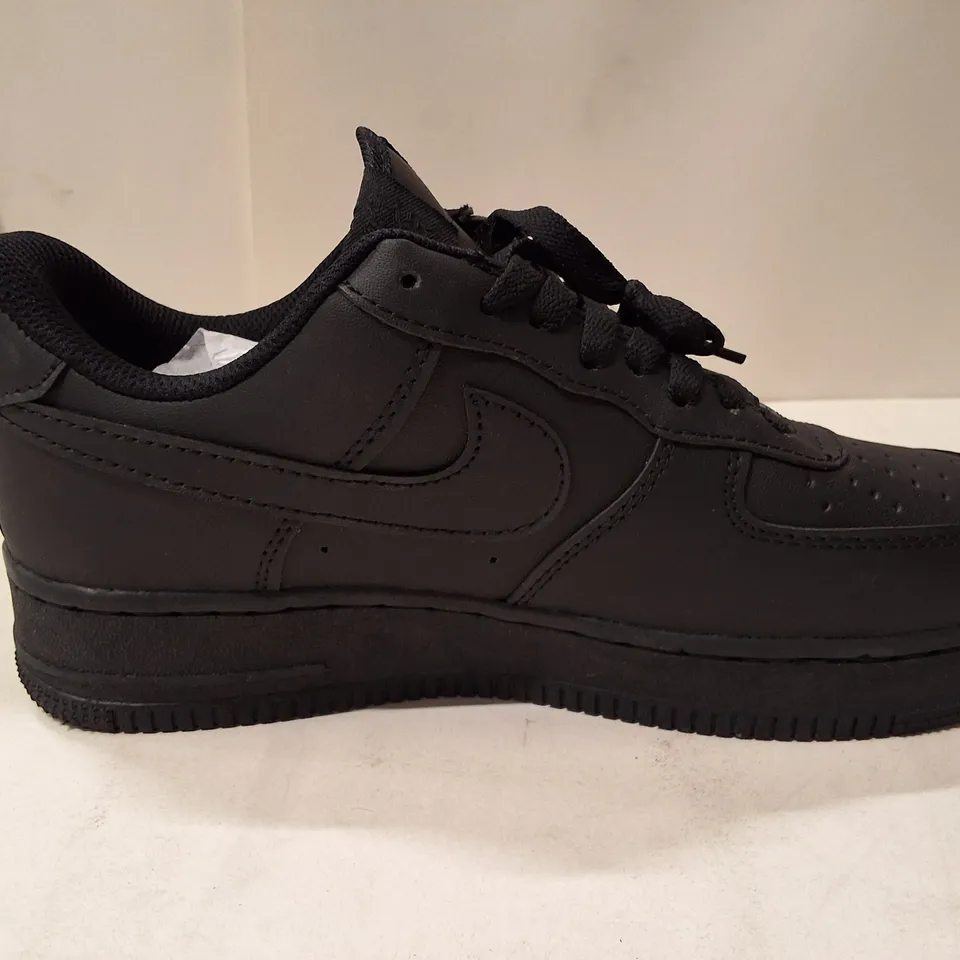 Nike Air Force 1 Low Leather Sneakers – Black, UK 6.5 (US 7.5) – Men's
