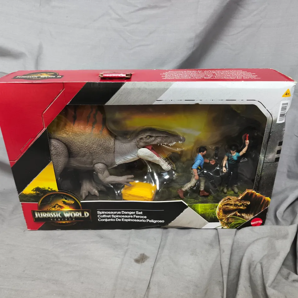 BOXED JURASSIC WORLD SAGA TARGET STORYPACK - 19L 