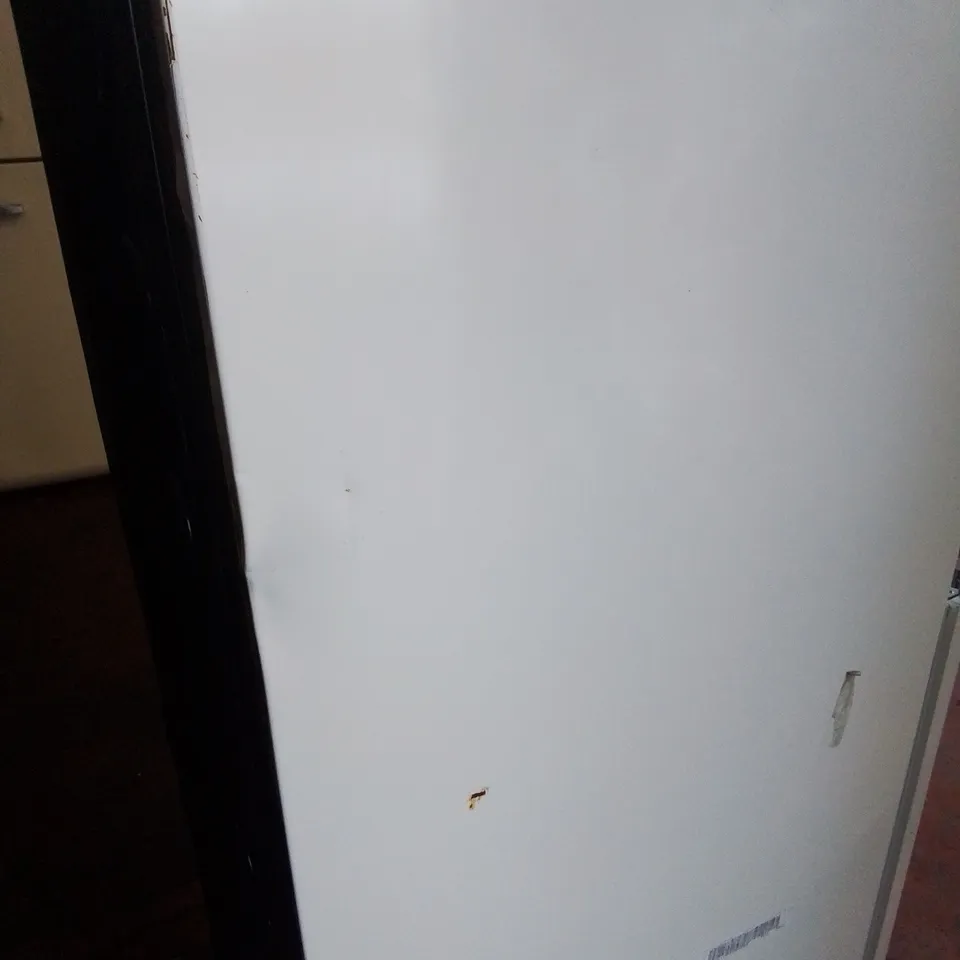 SMEG BUILT IN 70/30 FRIDGE FREEZER - UKC7280FP1