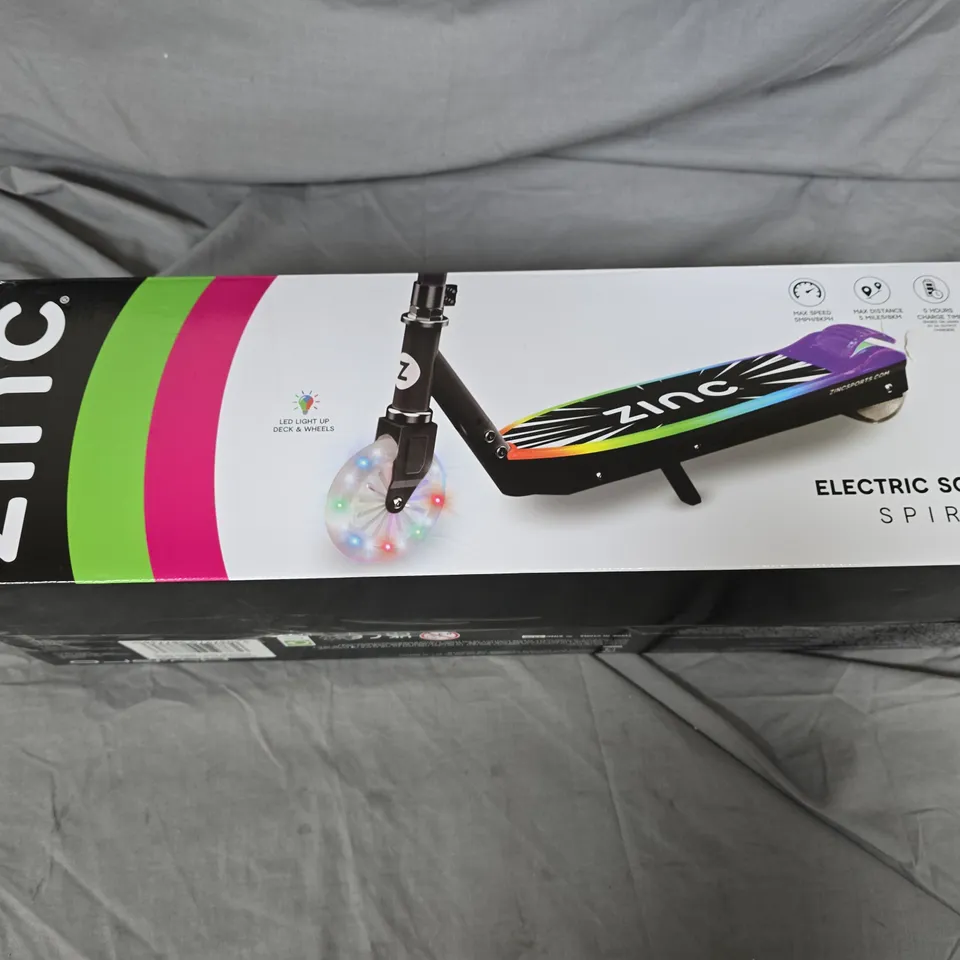 ZINC SPIRIT KIDS ELECTRIC SCOOTER - BLACK/GREEN - COLLECTION ONLY