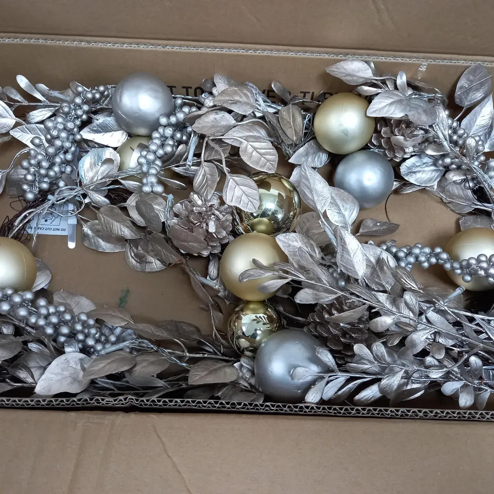 6FT CHAMPAGNE GOLD PRE LIT GARLAND RRP £39.99