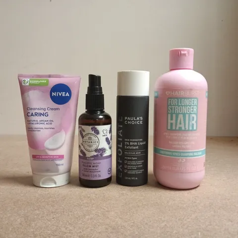 APPROXIMATELY 15 ASSORTED COSMETIC ITEMS TO INCLUDE NIVEA, PAULA'S CHOICE, ETC - COLLECTION ONLY