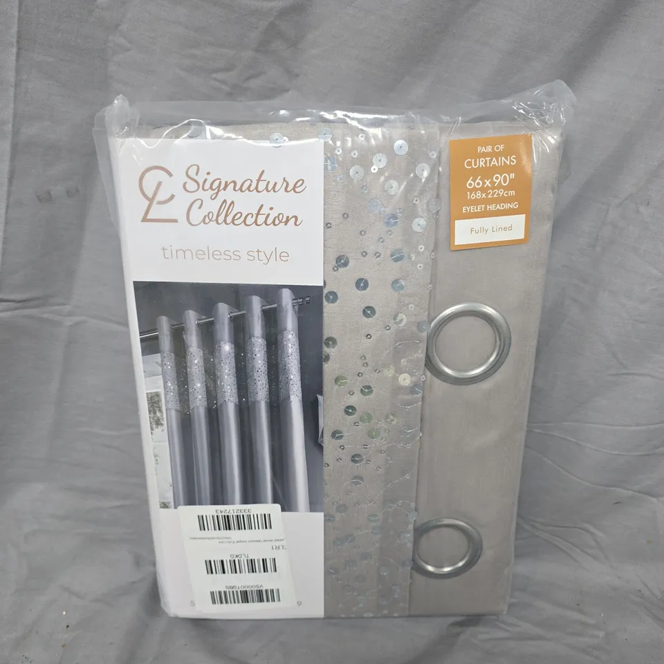 SIGNATURE COLLECTION TIMELESS STYLE PAIR OF CURTAINS – EYELET HEADING, FULLY LINED, 66 X 90 INCHES (168 X 229 CM)