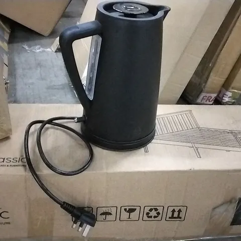 BOXED STEALTH 1.7 LITRE KETTLE