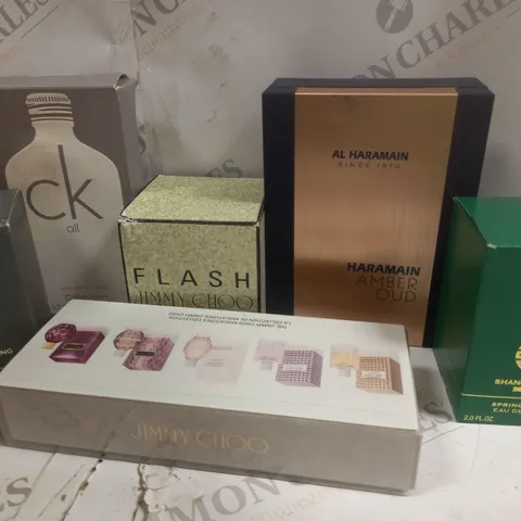 BOX OF APPROX 10 ASSORTED BEAUTY PRODUCTS TO INCLUDE JIMMY CHOO FLASH, AL HARAMAIN AMBER OUD, CALVIN KLEIN CK ALL, ETC