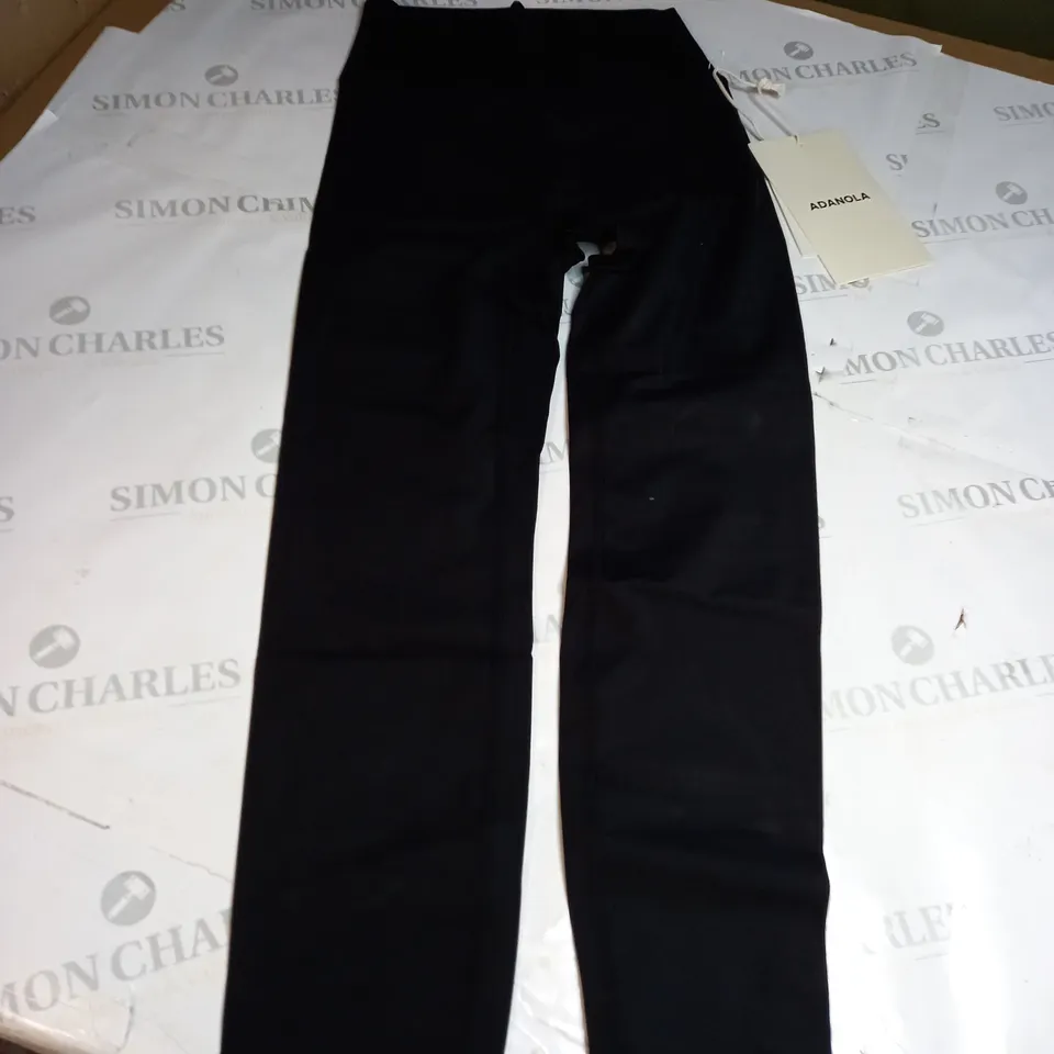 MEDIUM BLACK ADANOLA LEGGINGS 