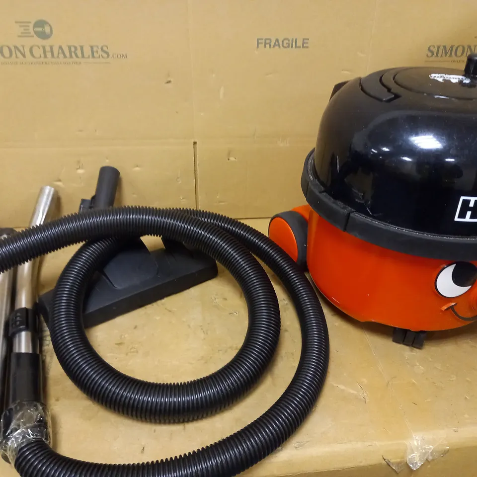 NUMATIC HENRY XTRA VACUUM CLEANER
