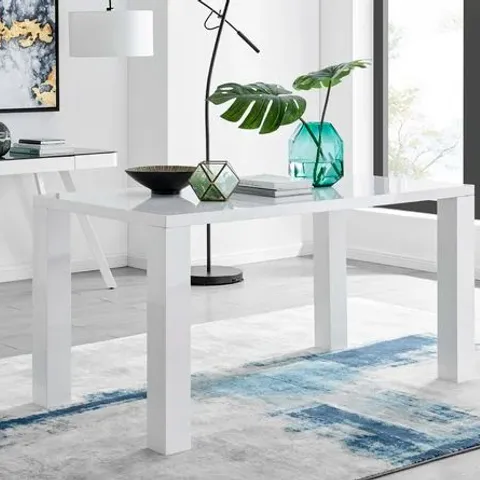 BOXED CHOWCHILLA WHITE HIGH GLOSS DINING TABLE LEGS (BOX 1/3, INCOMPLETE SET)