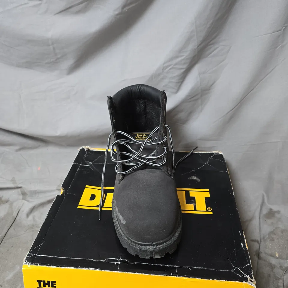 DEWALT EARTH WORKS BLACK WORK BOOTS SIZE 9 BOXED