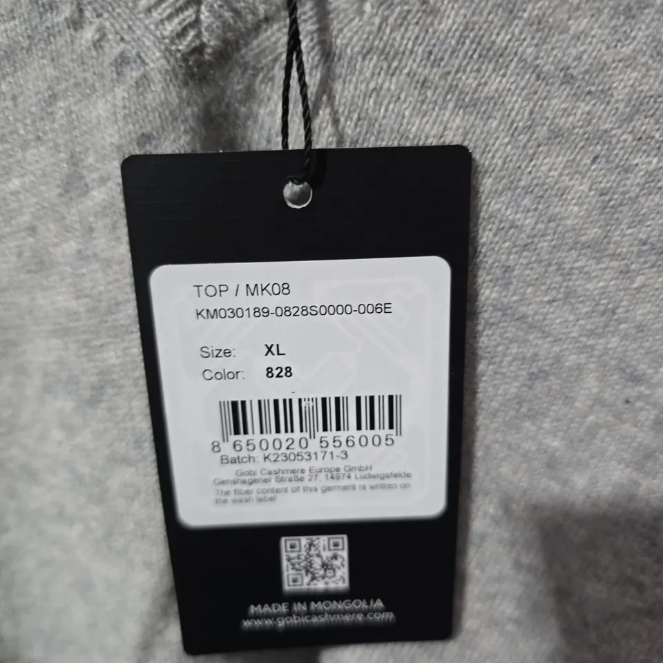 GOBI CASHMERE SLEEVELESS TOP – SIZE XL, COLOUR 828, MADE IN MONGOLIA