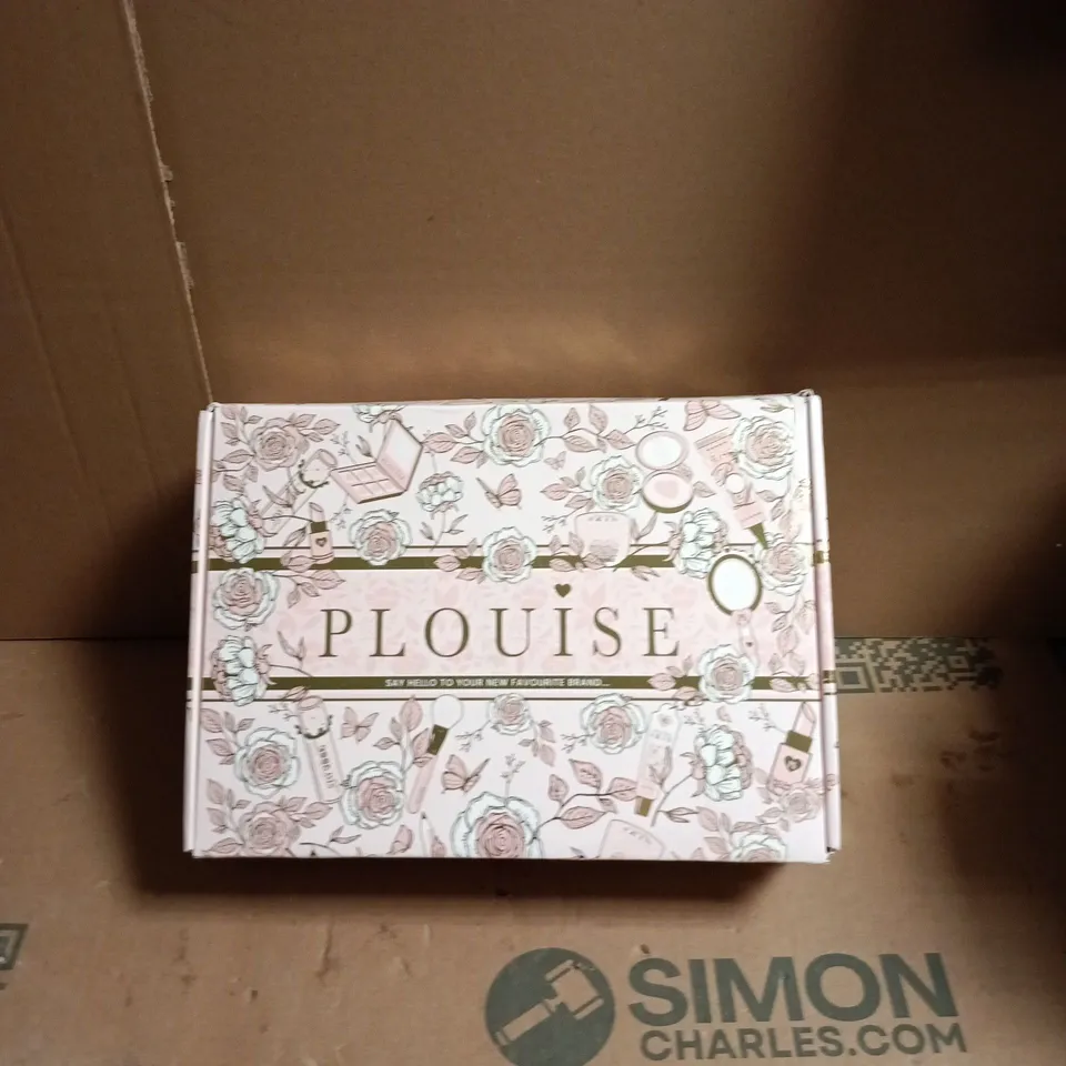 BOXED PLOUISE ASSORTED COSMETIC GIFT BOX 