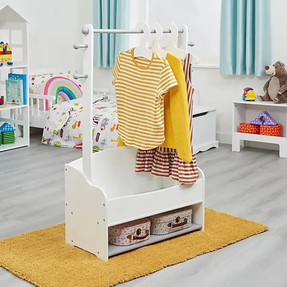 BOXED LIBERTY HOUSE KIDS HANGING RAIL - WHITE (1 BOX)