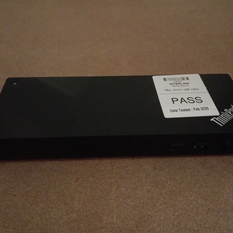 LENOVO THINKPAD UNIVERSAL THUNDERBOLT 4 DOCK