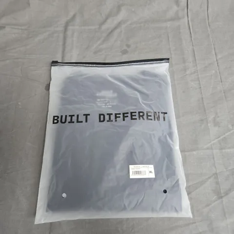 BUILT DIFFERENT CREW T-SHIRT SIZE XL