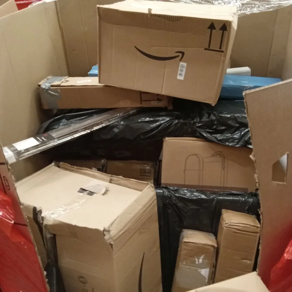 PALLET OF ASSORTED HOUSEHOLD GOODS AND PRODUCTS TO INCLUDE; BLINDS, WALKING PAD, BOXED FURNITURE ETC