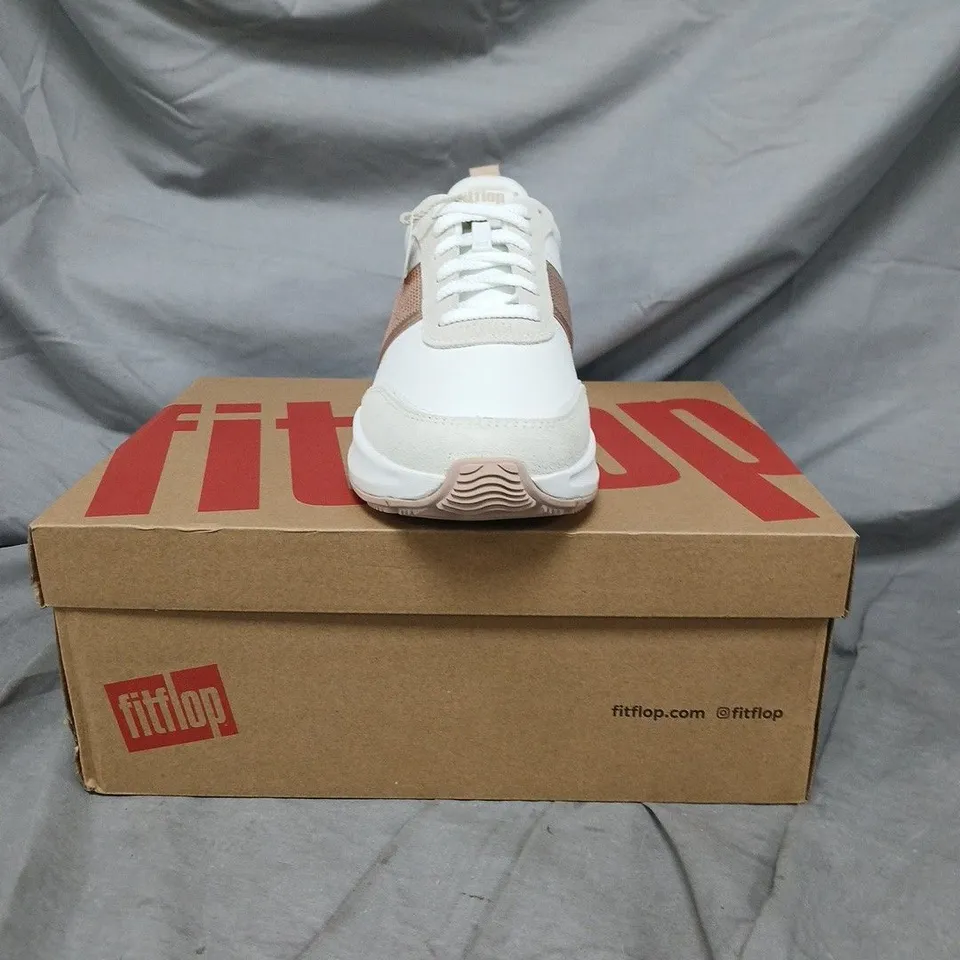 FITFLOP WOMEN'S SNEAKERS – WHITE WITH ROSE GOLD STRIPE - SIZE 6