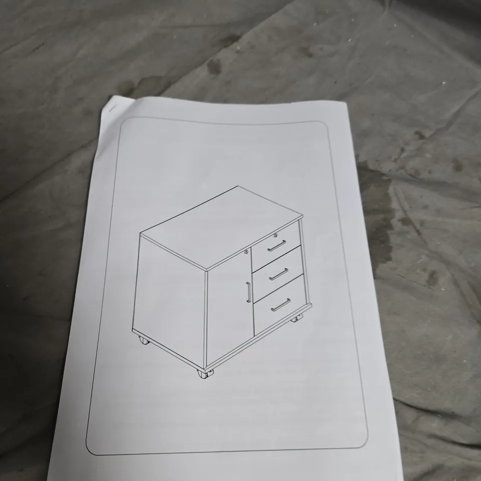 MOBILE STORAGE CABINET DIAGRAM WITH 3 DRAWERS AND LEFT DOOR ON CASTERS