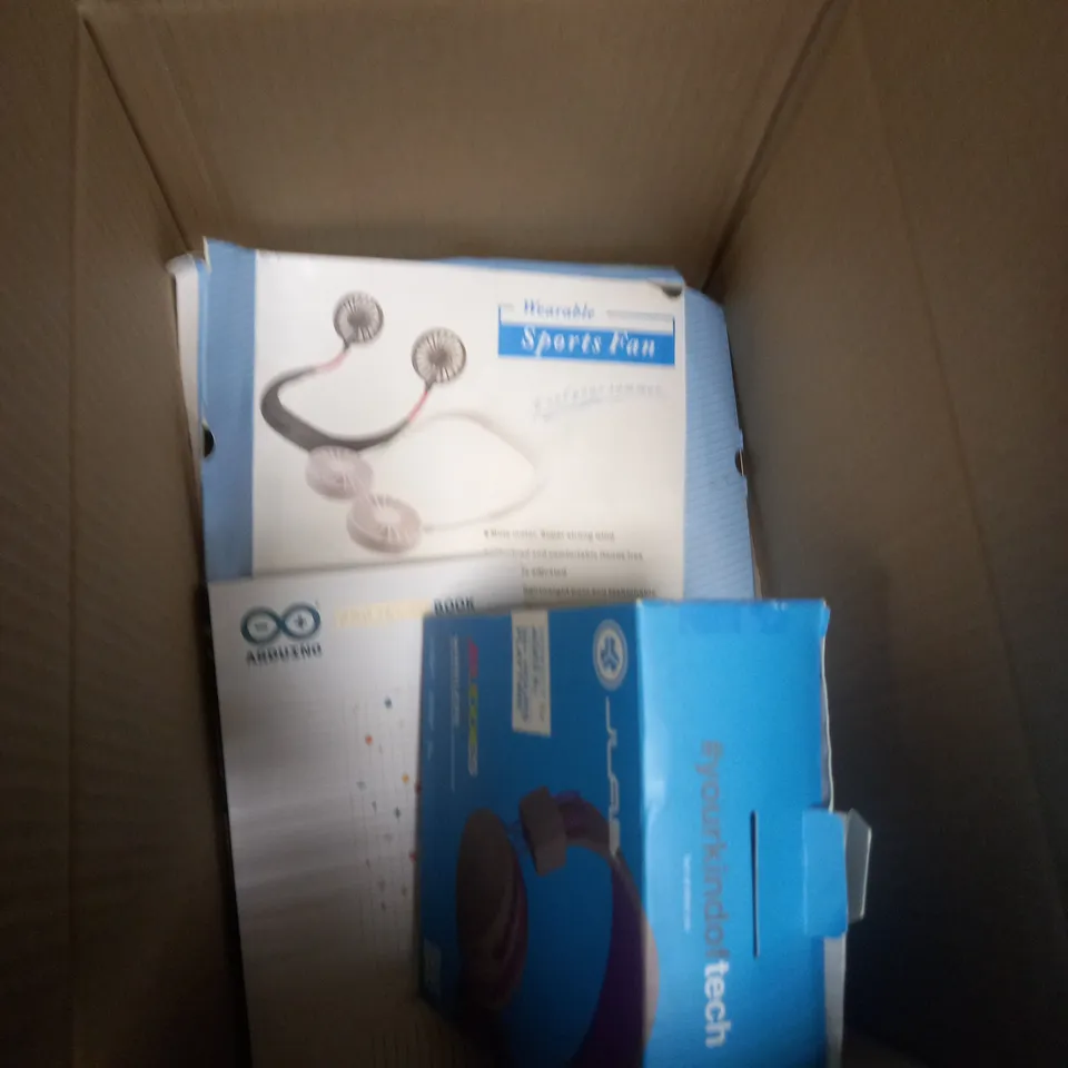 BOX OF APPROXIMATELY 5 ITEMS TO INCLUDE SPORTS FAN, WIRELESS HEADPHONES, FIRE ALARM ETC