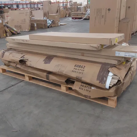 PALLET CONTAINING A LARGE QUANTITY OF FURNITURE PARTS