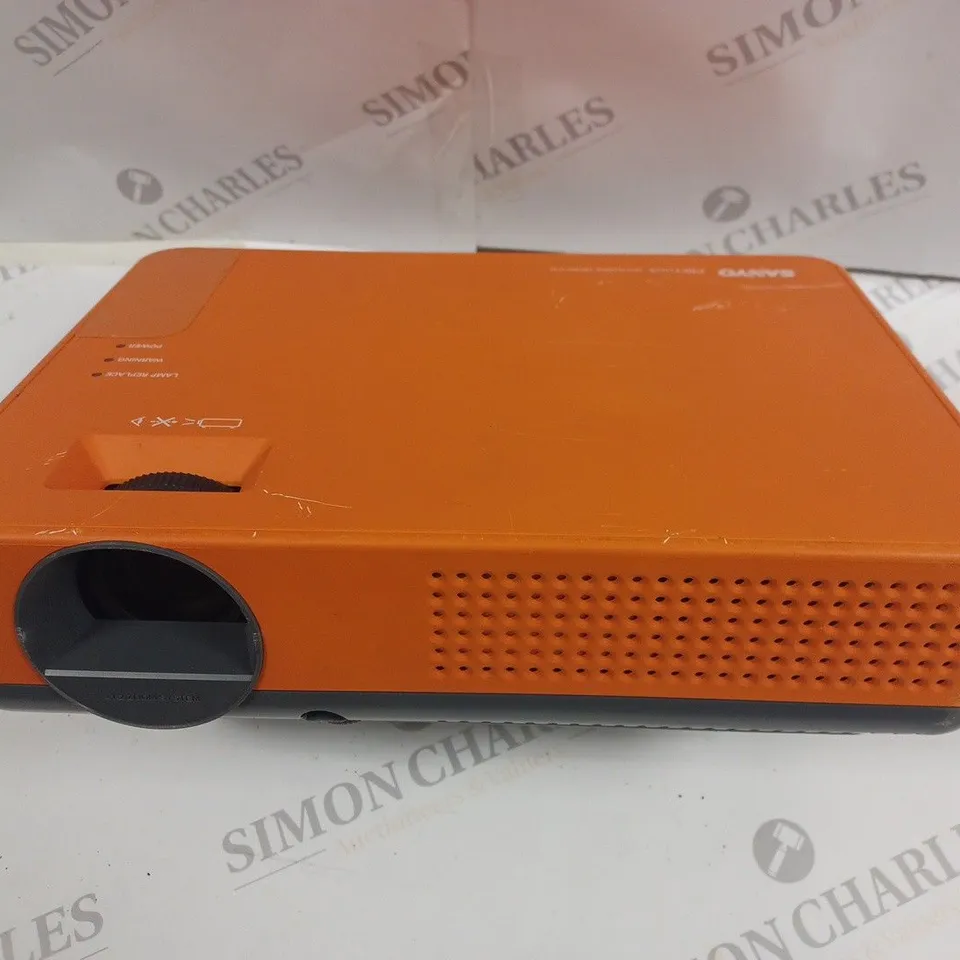 UNBOXED SANYO PRO XTRA MULTIVERSE PROJECTOR
