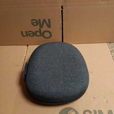 UNSPECIFIED SONY HEADPHONES IN BLUE CASE