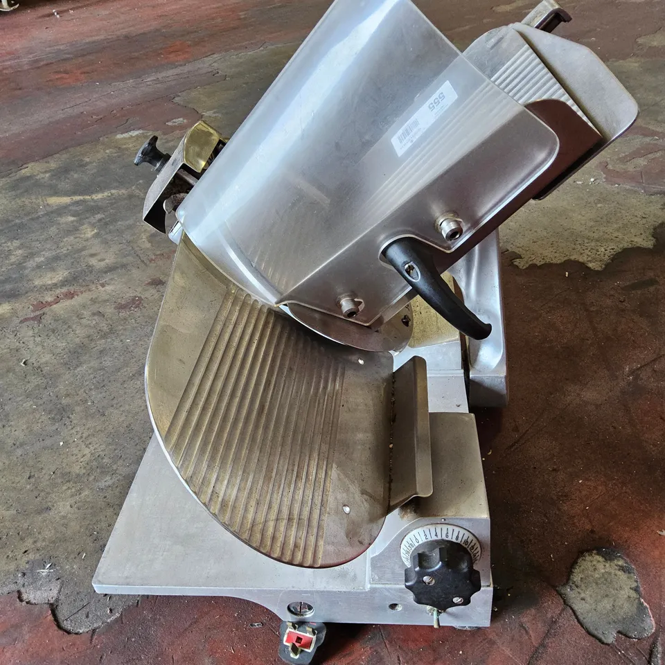 BERKLEY GF40 COLD MEAT SLICER 