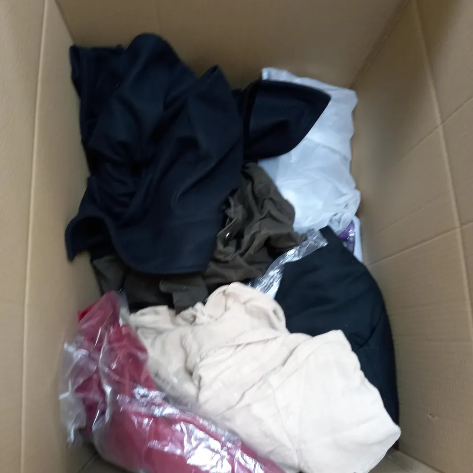 BOX OF APPROXIMATELY 20 CLOTHING ITEMS TO INCLUDE PINK KNITTED JUMPER, PICKLE HAT, JEANS ETC