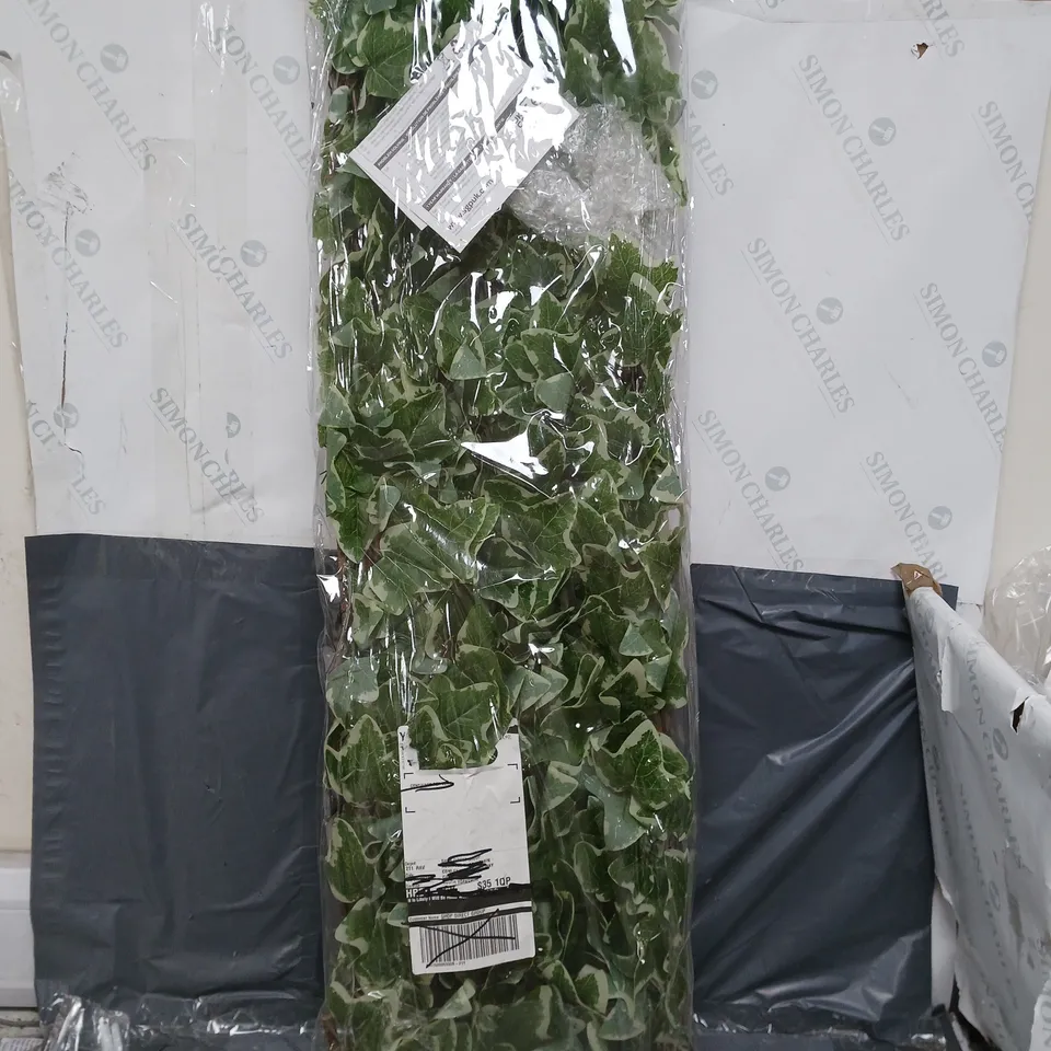 SOLAR IN-LIT IVY TRELLIS - 90 X 180CM (COLLECTION ONLY) RRP £49.99