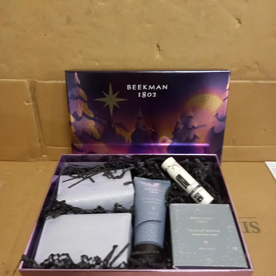 BEEKMAN 1802 5 PIECE GIFT SET