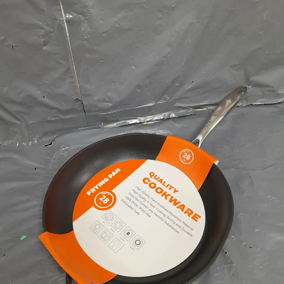 QUALITY COOKWARE 28CM FRYING PAN 