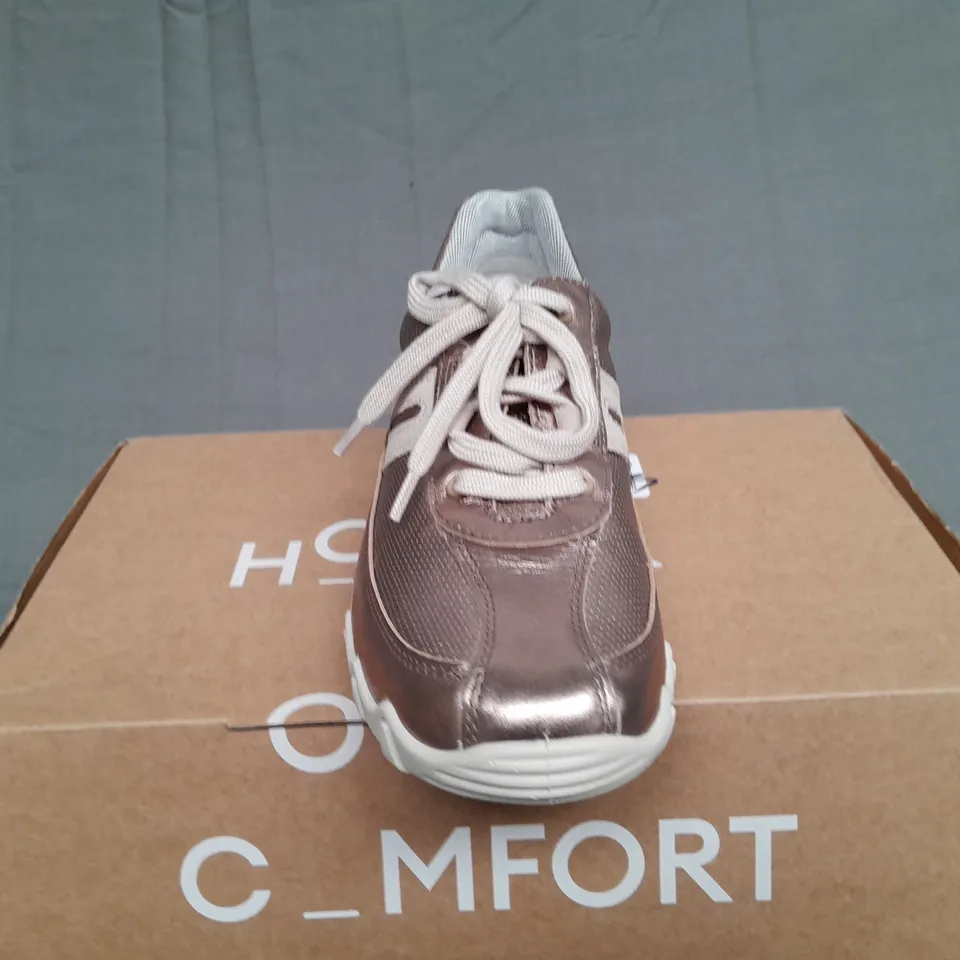 BOXED PAIR OF HOTTER LEANNE II WIDE ROSE GOLD SIZE UK 7 