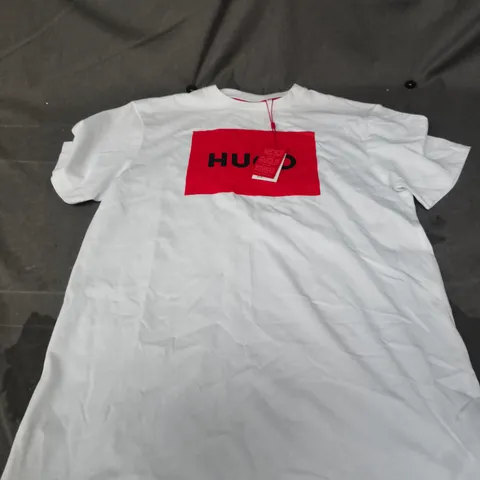 HUGO CREW NECK WHITE TEE SIZE 16-M