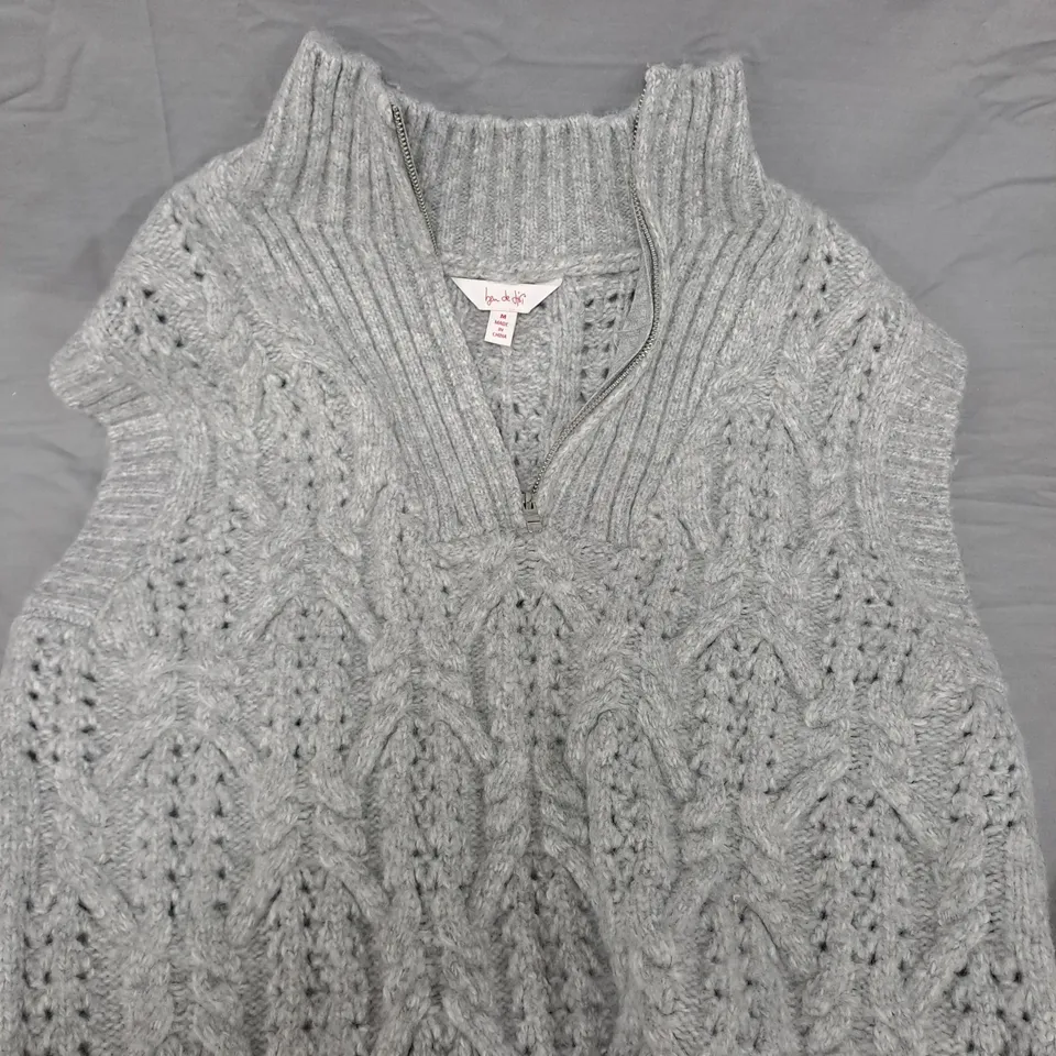 GREY CABLE-KNIT ZIP-NECK PULLOVER SWEATER – WOMEN'S, SIZE M 
