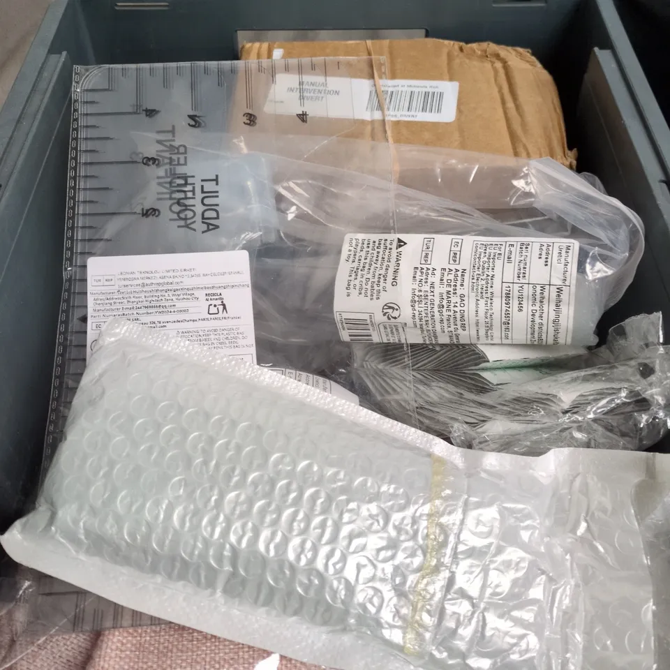 APPROXIMATELY 15 ASSORTED HOUSEHOLD ITEMS TO INCLUDE ECO DISHWASHER TABLETS, A9 BATTERY IP CAMERA AND A ROTOR TRUING FORK