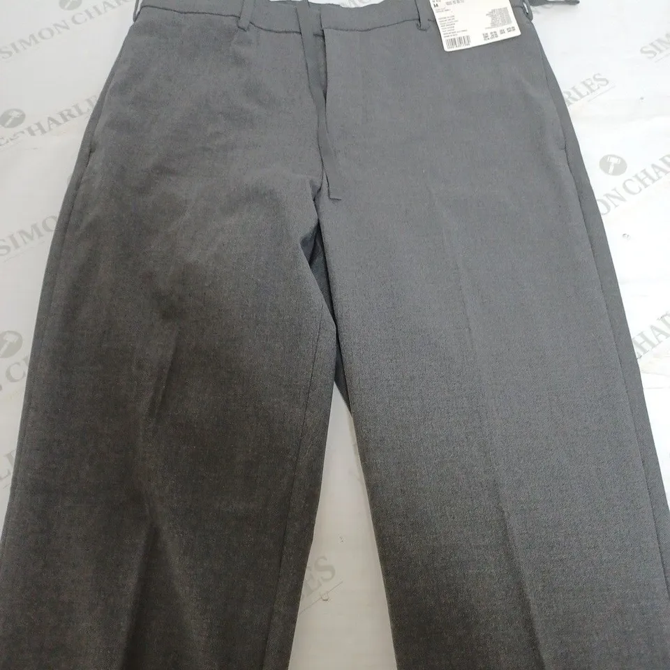UNIQLO SMART LIGHT GREY TROUSERS - MEDIUM