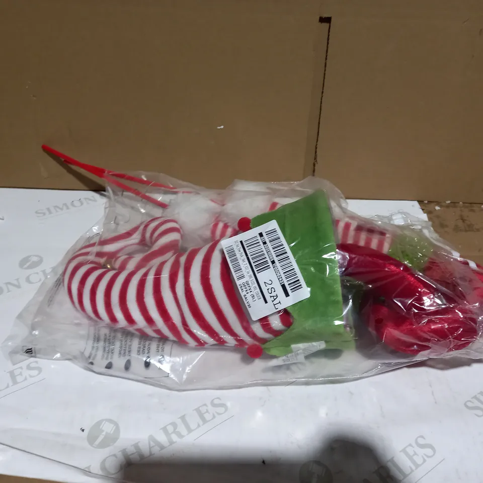 ELF HAT TREE SET RRP £17.99