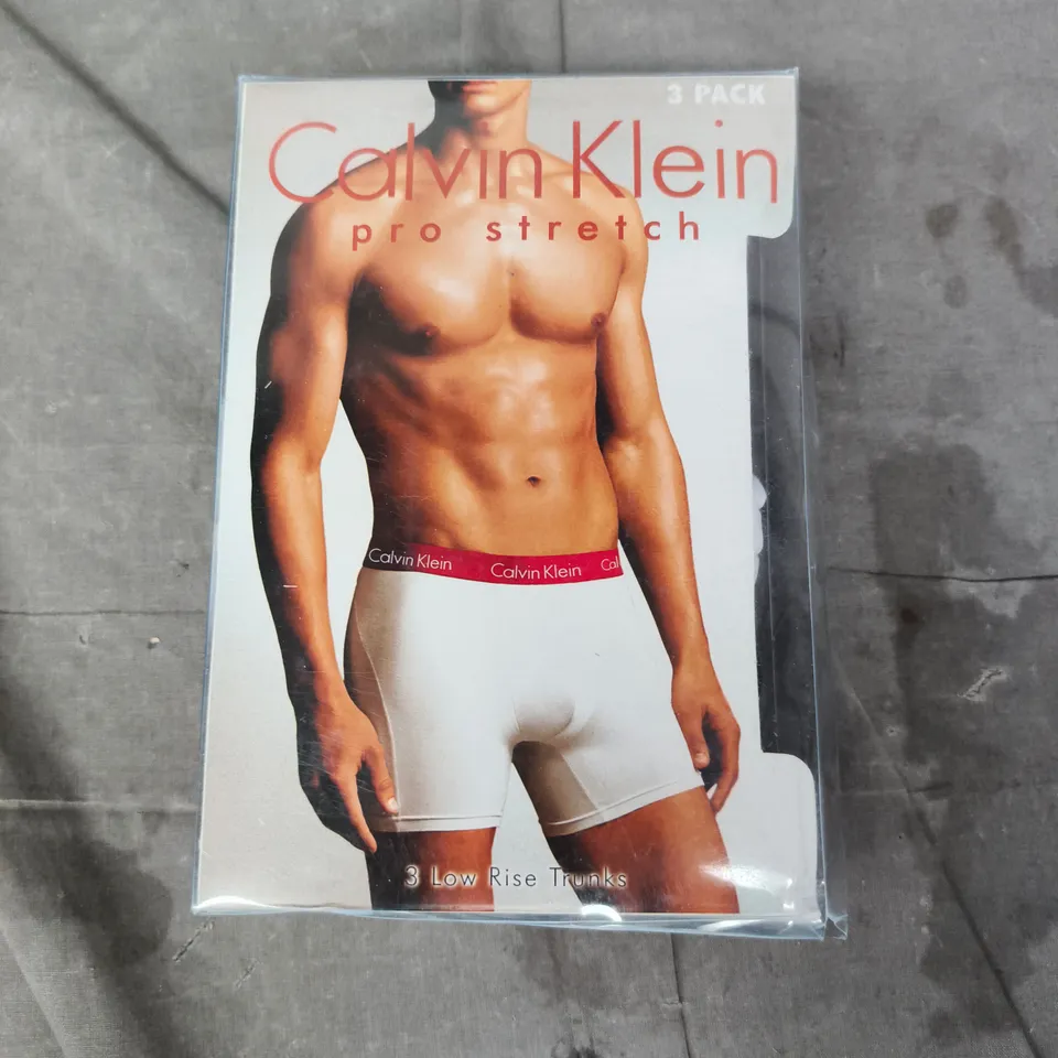 CALVN KLEIN PACK OF 3 LOW RISE TRUNKS SIZE MEDIUM