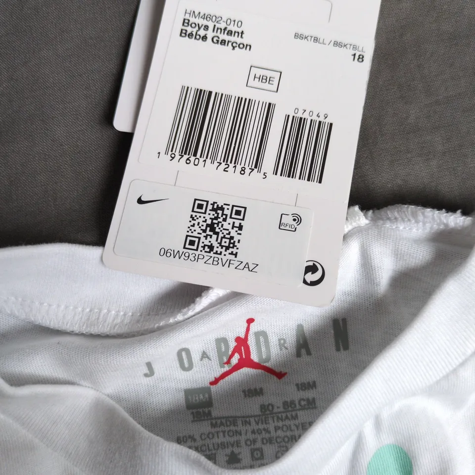 JORDAN BOYS INFANT T-SHIRT, WHITE, 18-24 MONTHS (18M) – MADE IN VIETNAM