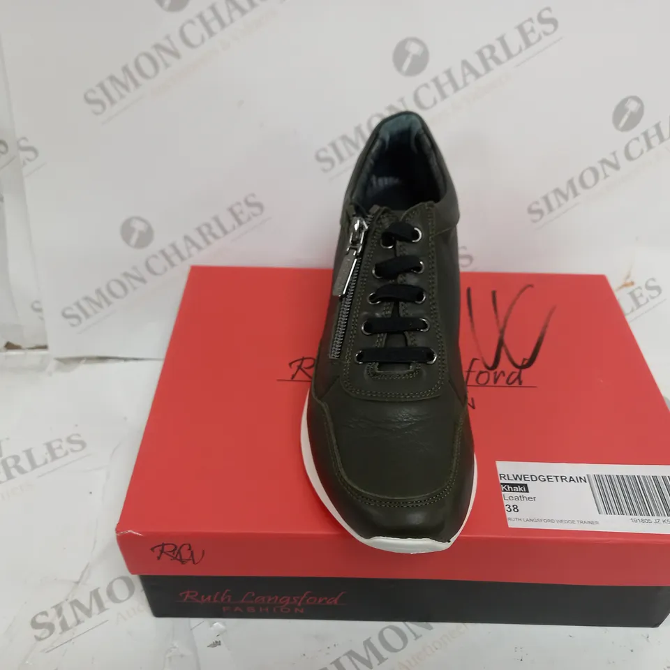 RUTH LANGSFORD WEDGE TRAINER SIZE 5