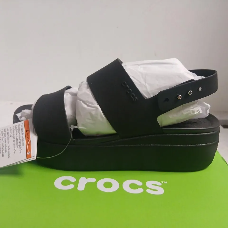 CROCS BROOKLYN LOW WEDGE SANDALS – BLACK, UK 6 (EU 39) – WOMEN'S