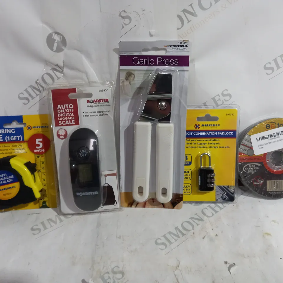BOX OF APPROXIMATELY 10 ASSORTED ITEMS TO INCLUDE - TAPE MEASURING - MARKSMAN COMBINATION PADLOCK - GARLIC PRESS ECT