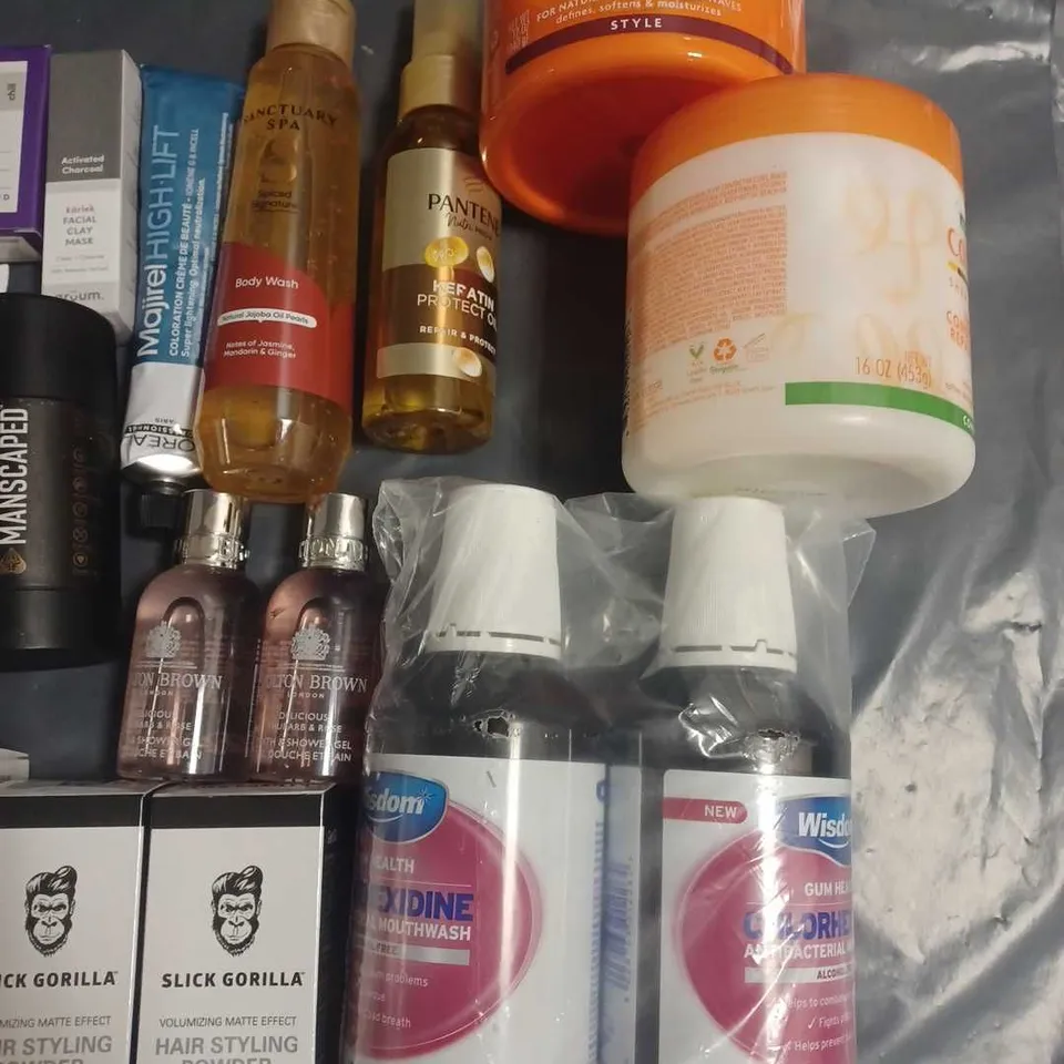 LOT OF APPROXIMATELY 20 ASSORTED HEALTH AND BEAUTY ITEMS TO INCLUDE REPAIRING CREAM, EUTHYMOL AND MANSCAPED DEO