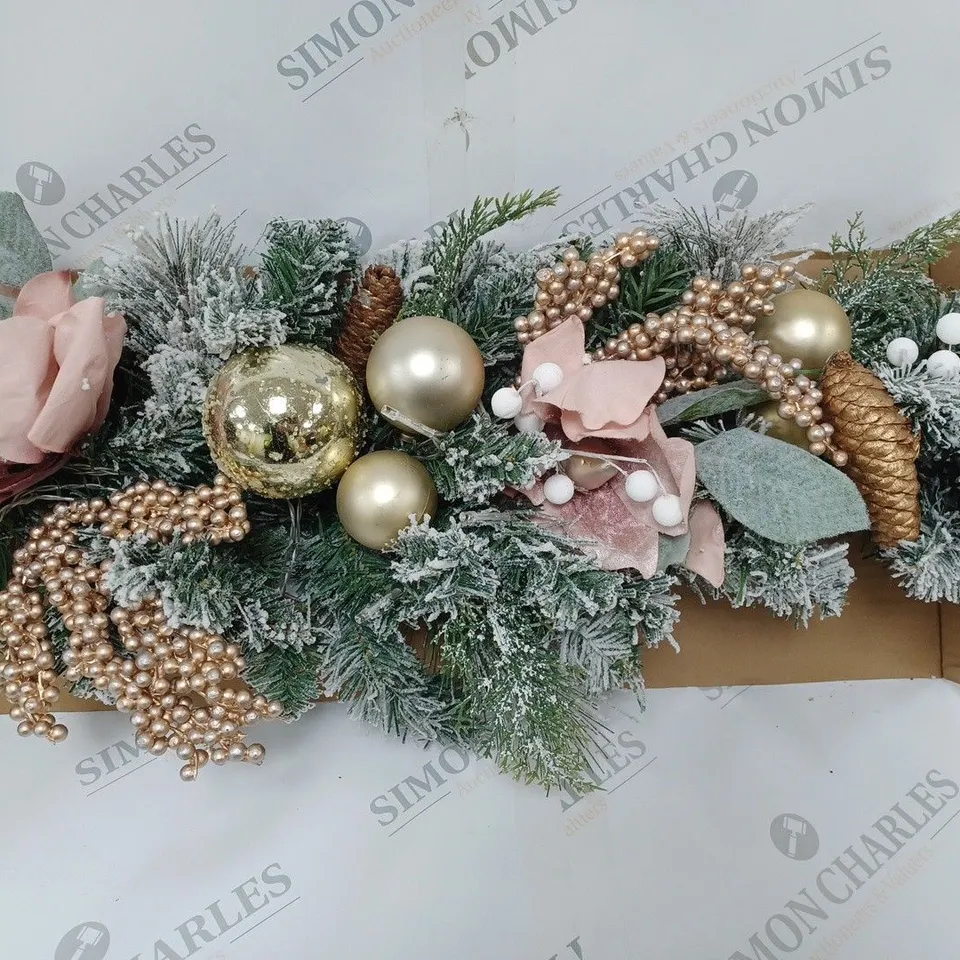 FROSTED ROSE PRE-LIT TEARDROP CHRISTMAS WREATH RRP £25
