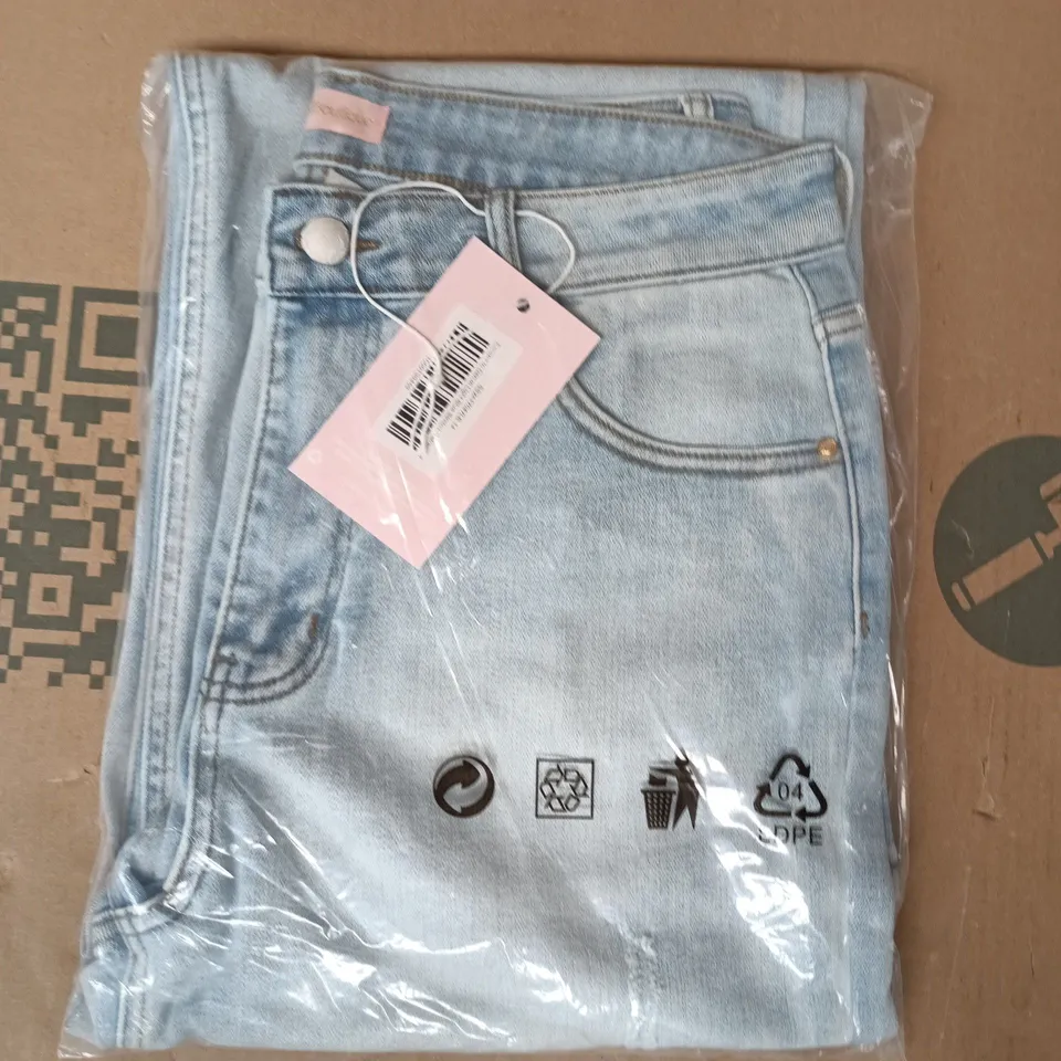 BAGGED PINK BOUTIQUE ESCAPE IN DENIM LIGHT BLUE DISTRESSED JEANS SIZE UNSPECIFIED