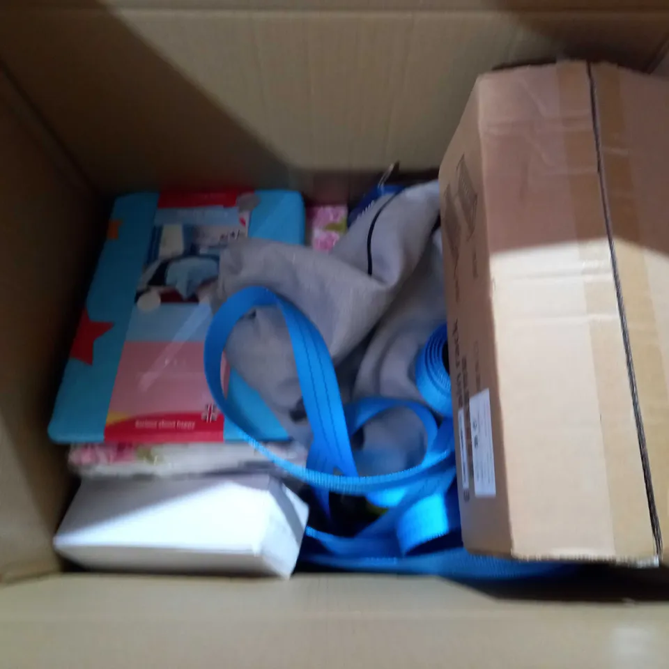 APPROX 20 HOUSEHOLD ITEMS TO INCLUDE 
