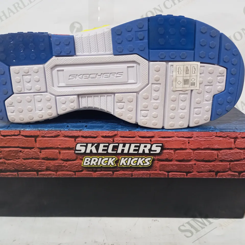 BOXED PAIR OF SKECHERS BRICK KICKS TRAINERS IN BLUE/RED/YELLOW UK SIZE 3.5
