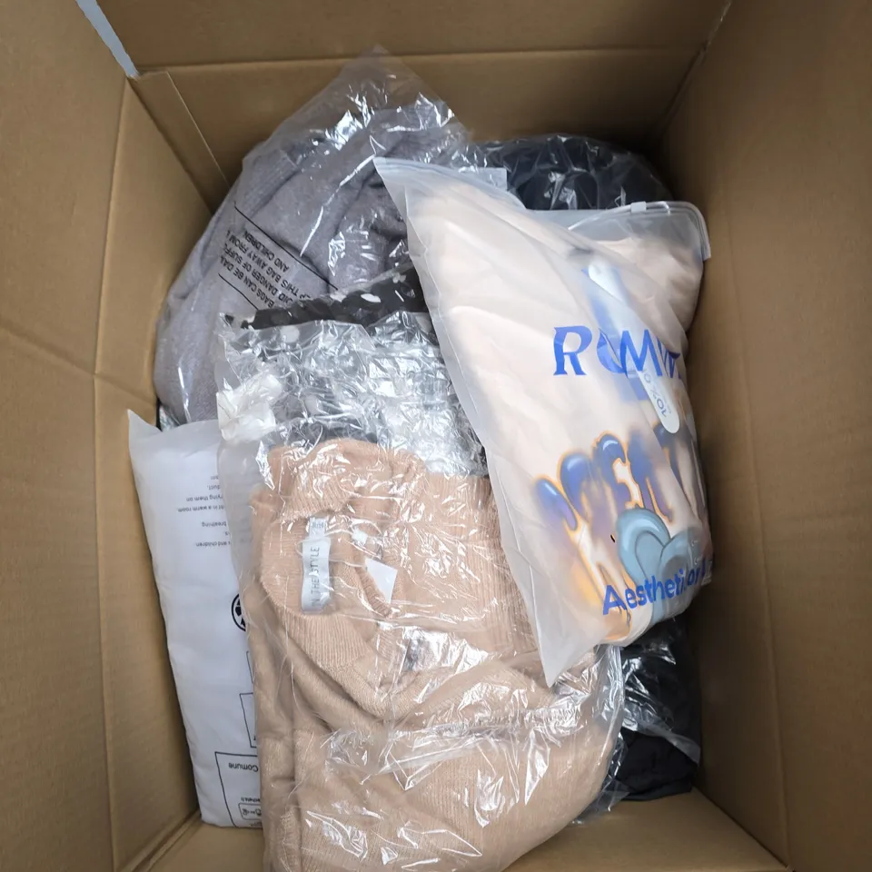 LARGE BOX OF APPROXIMATELY 20 ASSORTED CLOTHING ITEMS IN VARIOUS SIZES, STYLES AND COLOUR 