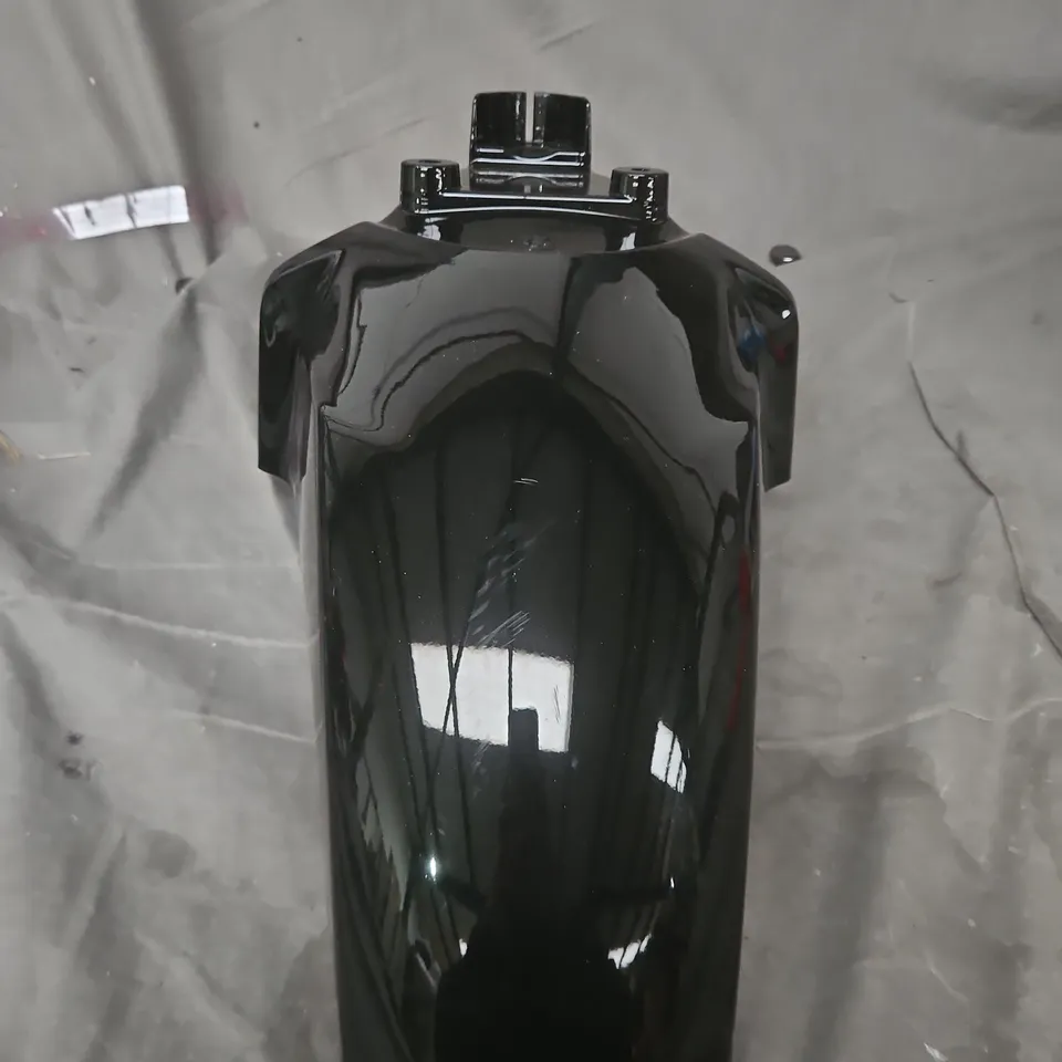 BLACK MOTORCYCLE FENDER / MUDGUARD – PLASTIC