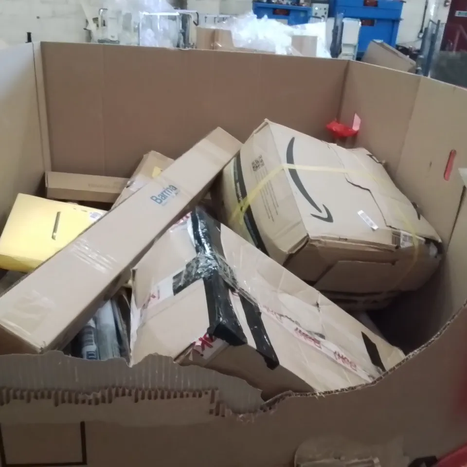 PALLET OF ASSORTED HOUSEHOLD GOODS AND PRODUCTS TO INCLUDE;HEDGE TRIMMER,PILLOWS,RESISTANCE BANDS