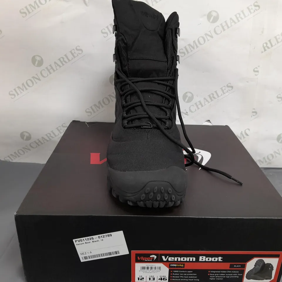 BOXED PAIR OF VIPER TACTICAL VENOM BOOTS IN BLACK UK SIZE 12